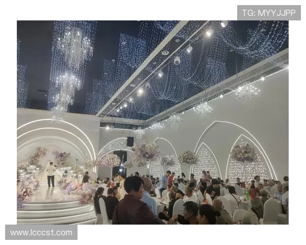 结婚五周年CJ深情晒照感恩与妻子携手走过的幸福岁月